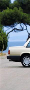 VOLVO 740 (744) 2.3 (117 Hp) Технічні характеристики
