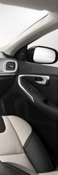 VOLVO V40 (2012) 1.6 T3 (150 Hp) Технічні характеристики
