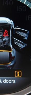 VOLVO V40 (2012) 1.6 T3 (150 Hp) Технічні характеристики
